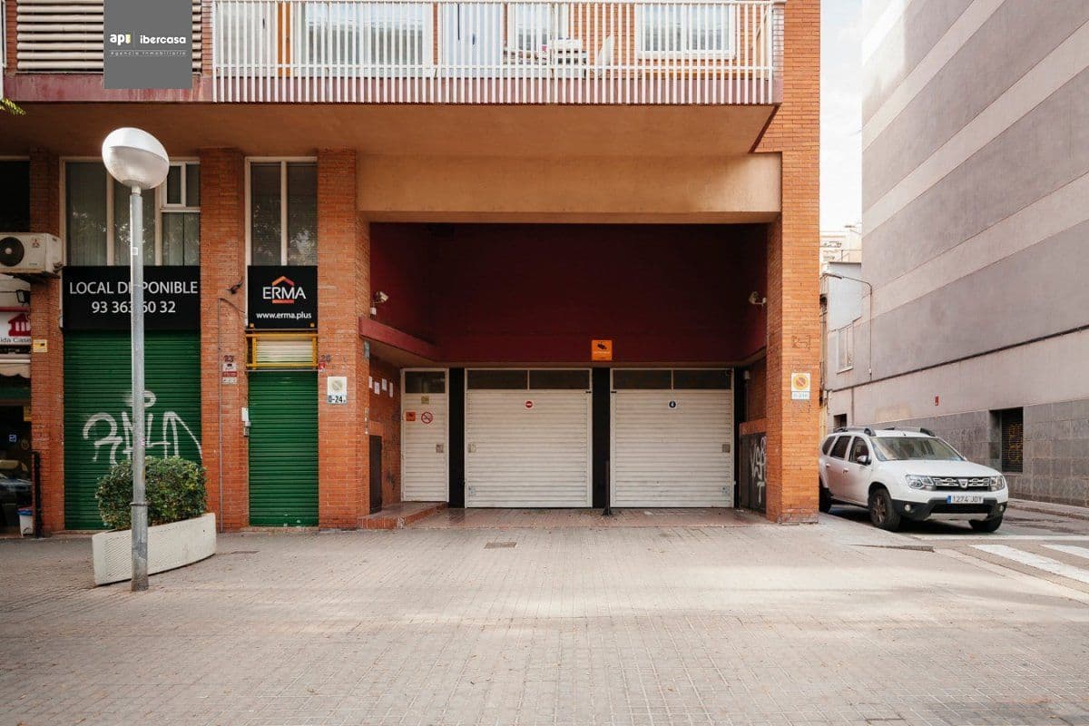 Plaza de Garaje con opción a alquiler situado en Calle Cinca-Torras i Bages, Sant Andreu