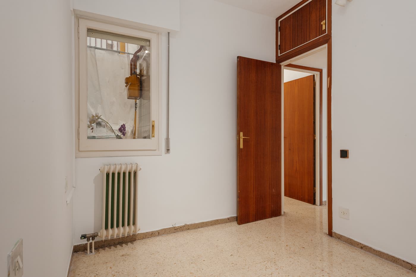 Luminoso piso de 4 dormitorios con balcón exterior en La Sagrera — miniatura 18