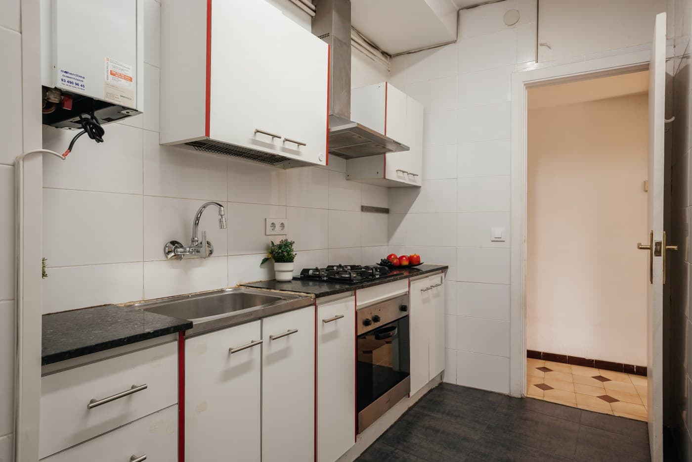 Piso alto y luminoso con vistas despejadas al Tibidabo – Av. Vallcarca — miniatura 8