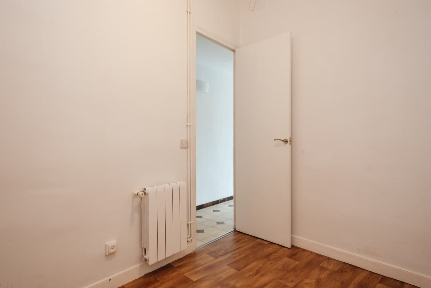 Piso alto y luminoso con vistas despejadas al Tibidabo – Av. Vallcarca — miniatura 14