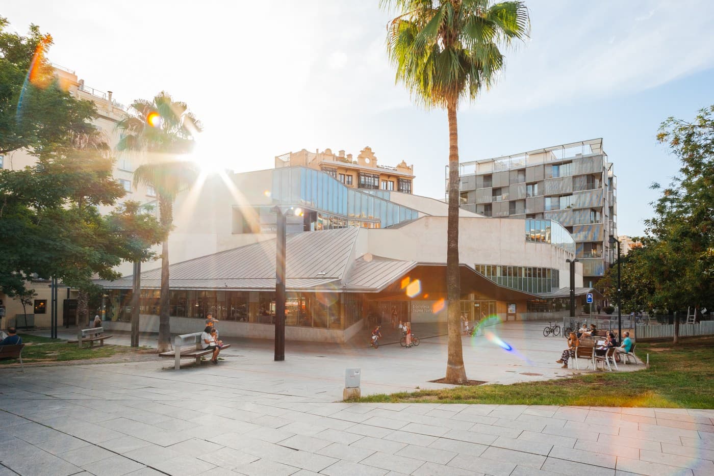 Piso alto y luminoso con vistas despejadas al Tibidabo – Av. Vallcarca — miniatura 18