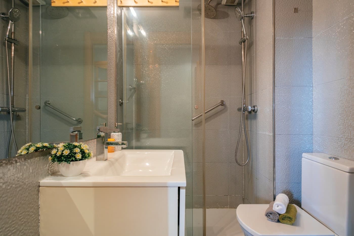 Excelente oportunidad: vivienda de 4 habitaciones con plaza de parking en concesión en una ubicación tranquila y bien comunicada. — miniatura 13