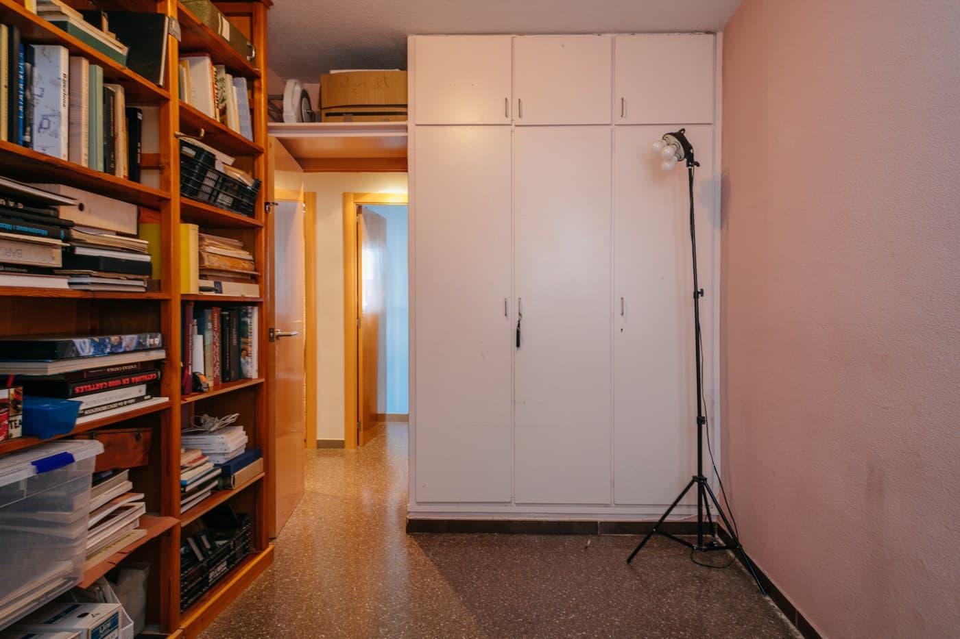 Excelente oportunidad: vivienda de 4 habitaciones con plaza de parking en concesión en una ubicación tranquila y bien comunicada. — miniatura 15