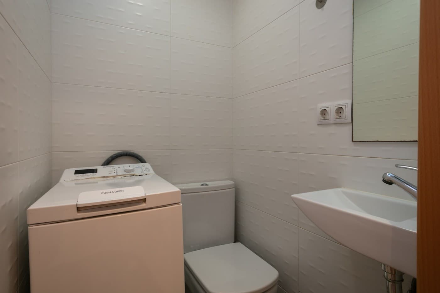 Excelente oportunidad: vivienda de 4 habitaciones con plaza de parking en concesión en una ubicación tranquila y bien comunicada. — miniatura 18