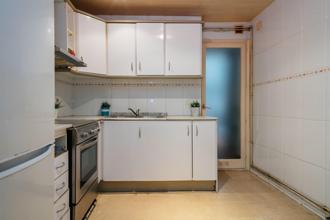 Luminoso piso de 3 habitaciones con balcón en Baró de Viver — miniatura 10