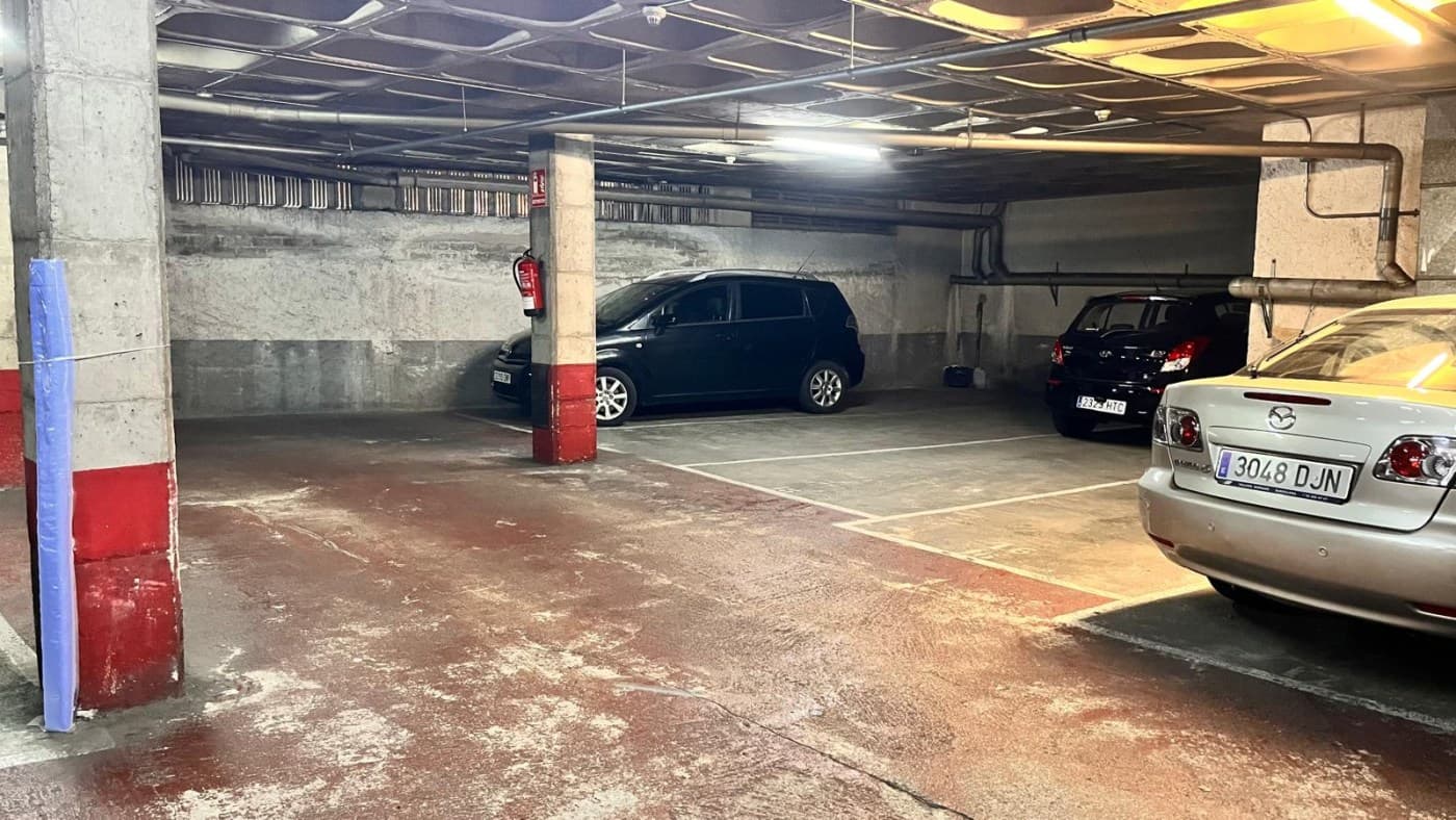Parking en venta o alquiler en Calle Lanzarote – Sant Andreu Palomar, Sant Andreu