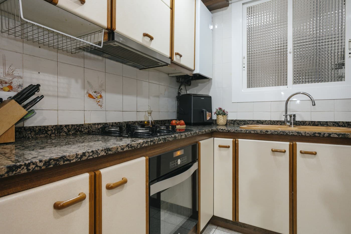 Luminoso y acogedor piso en venta de 4 habitaciones en La Sagrera — miniatura 7
