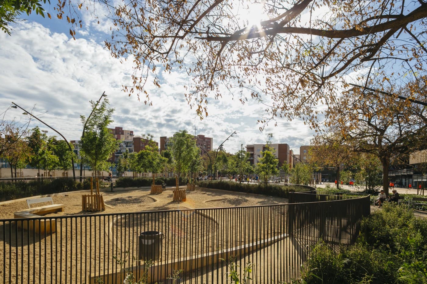 Luminoso y acogedor piso en venta de 4 habitaciones en La Sagrera — miniatura 26