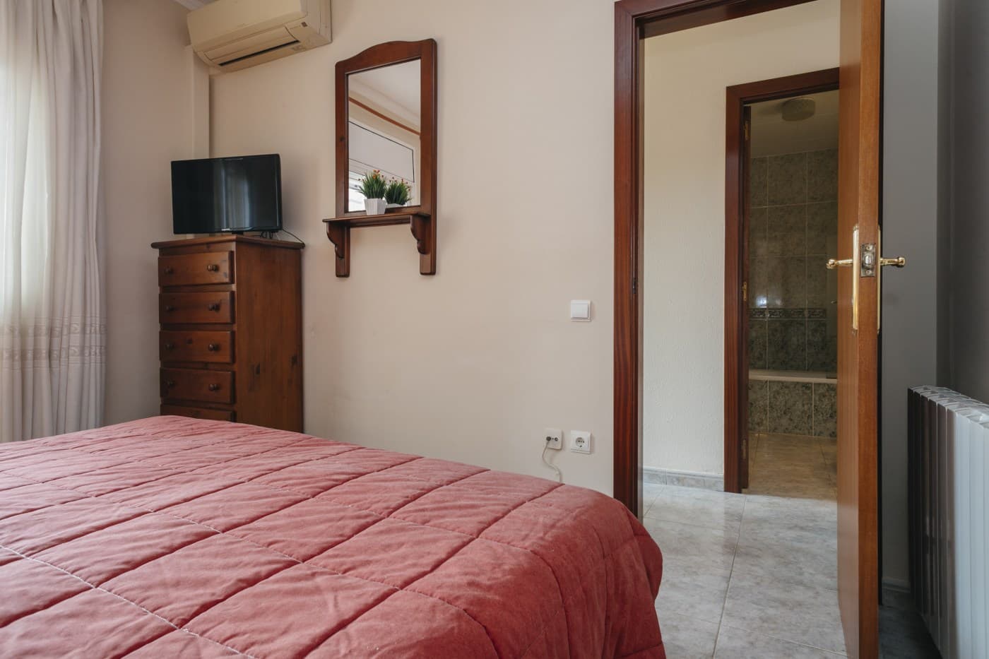 Casa adosada en venta de 4 habitaciones en Creixell, Tarragona — miniatura 32