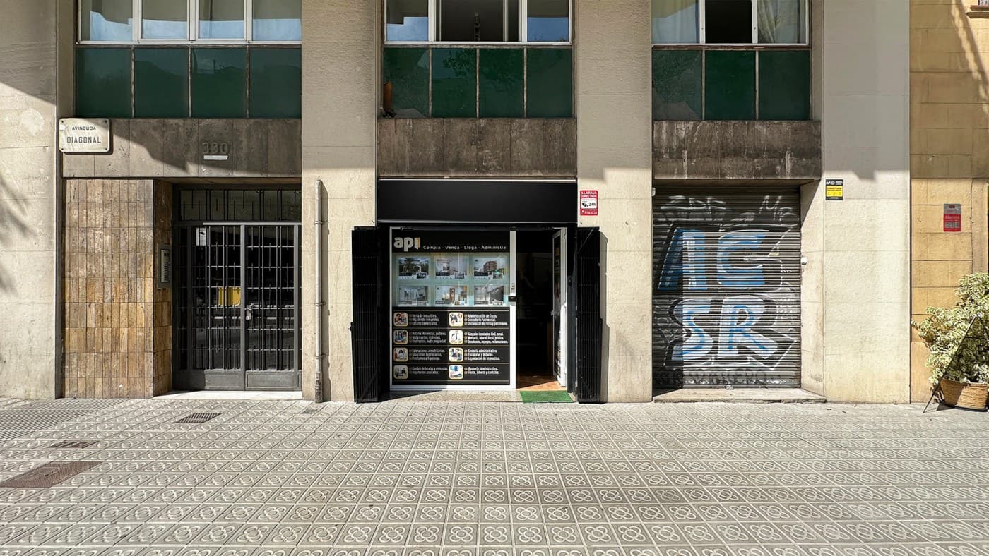 Local comercial en traspaso en la Sagrada Familia, Eixample