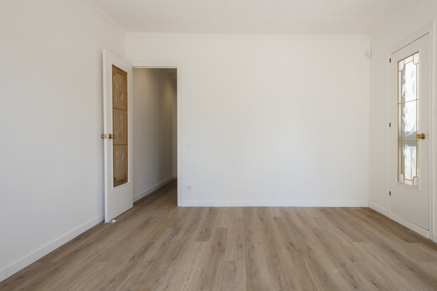 Ático reformado en alquiler, de 3 habitaciones y con dos terrazas — miniatura 3