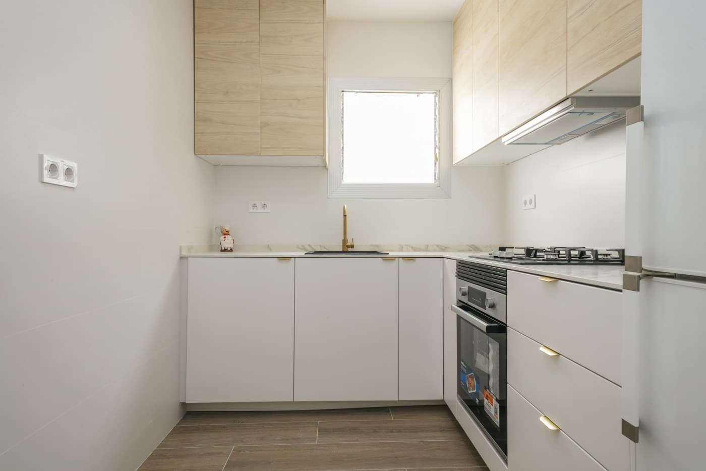 Ático reformado en alquiler, de 3 habitaciones y con dos terrazas — miniatura 7