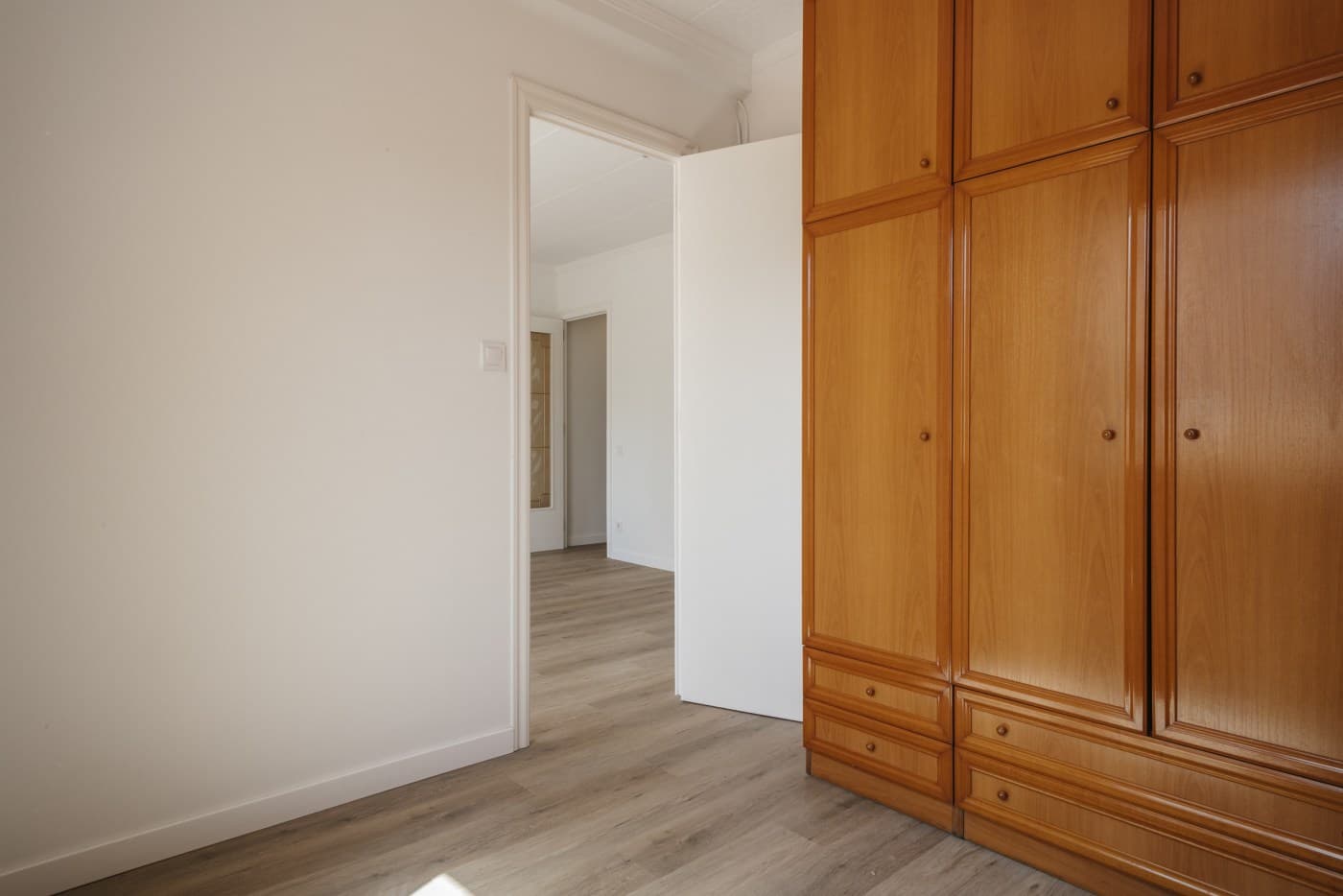 Ático reformado en alquiler, de 3 habitaciones y con dos terrazas — miniatura 11
