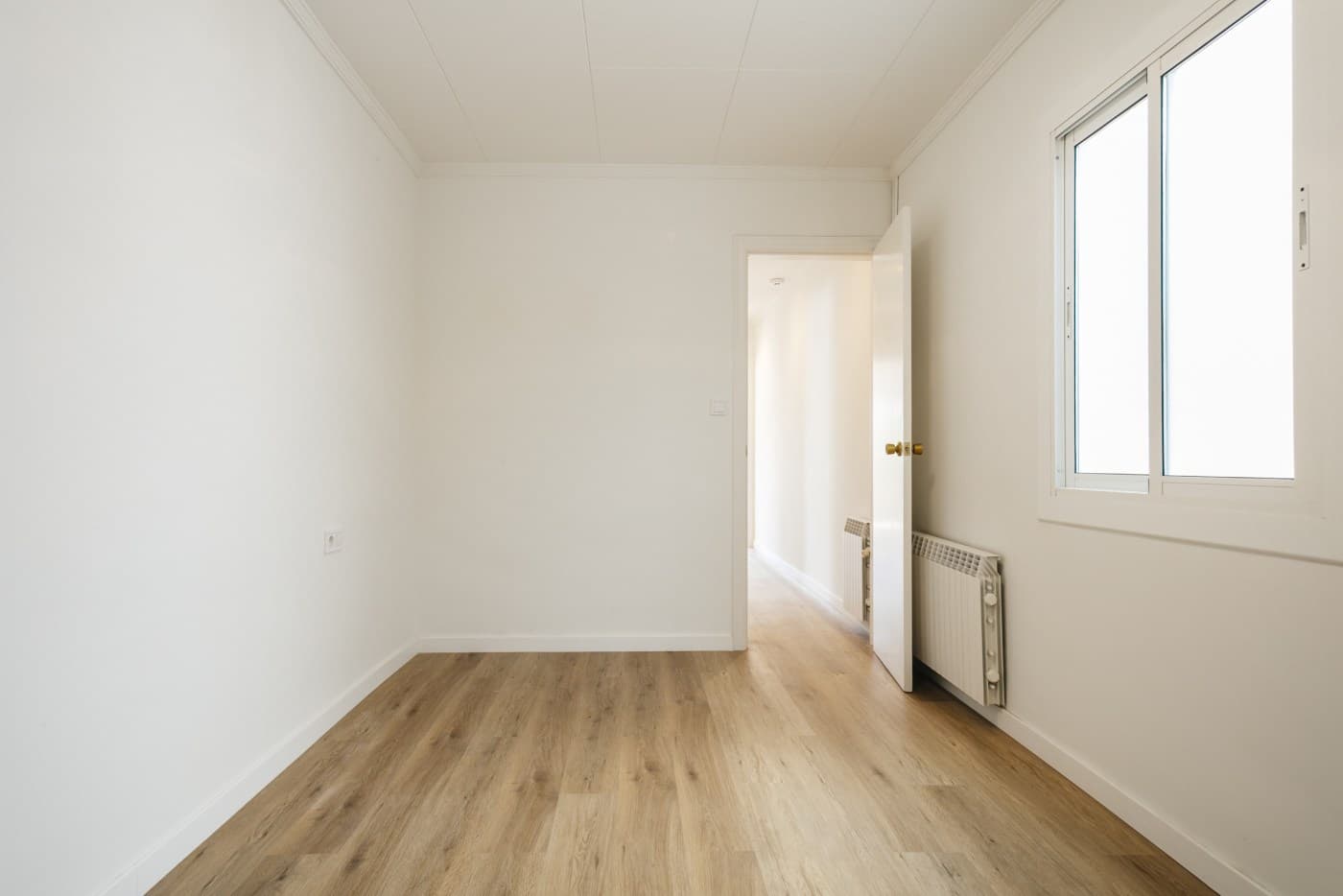 Ático reformado en alquiler, de 3 habitaciones y con dos terrazas — miniatura 18