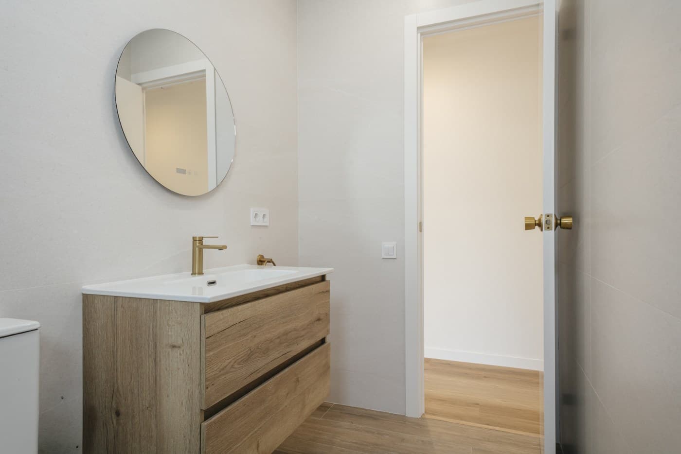 Ático reformado en alquiler, de 3 habitaciones y con dos terrazas — miniatura 20